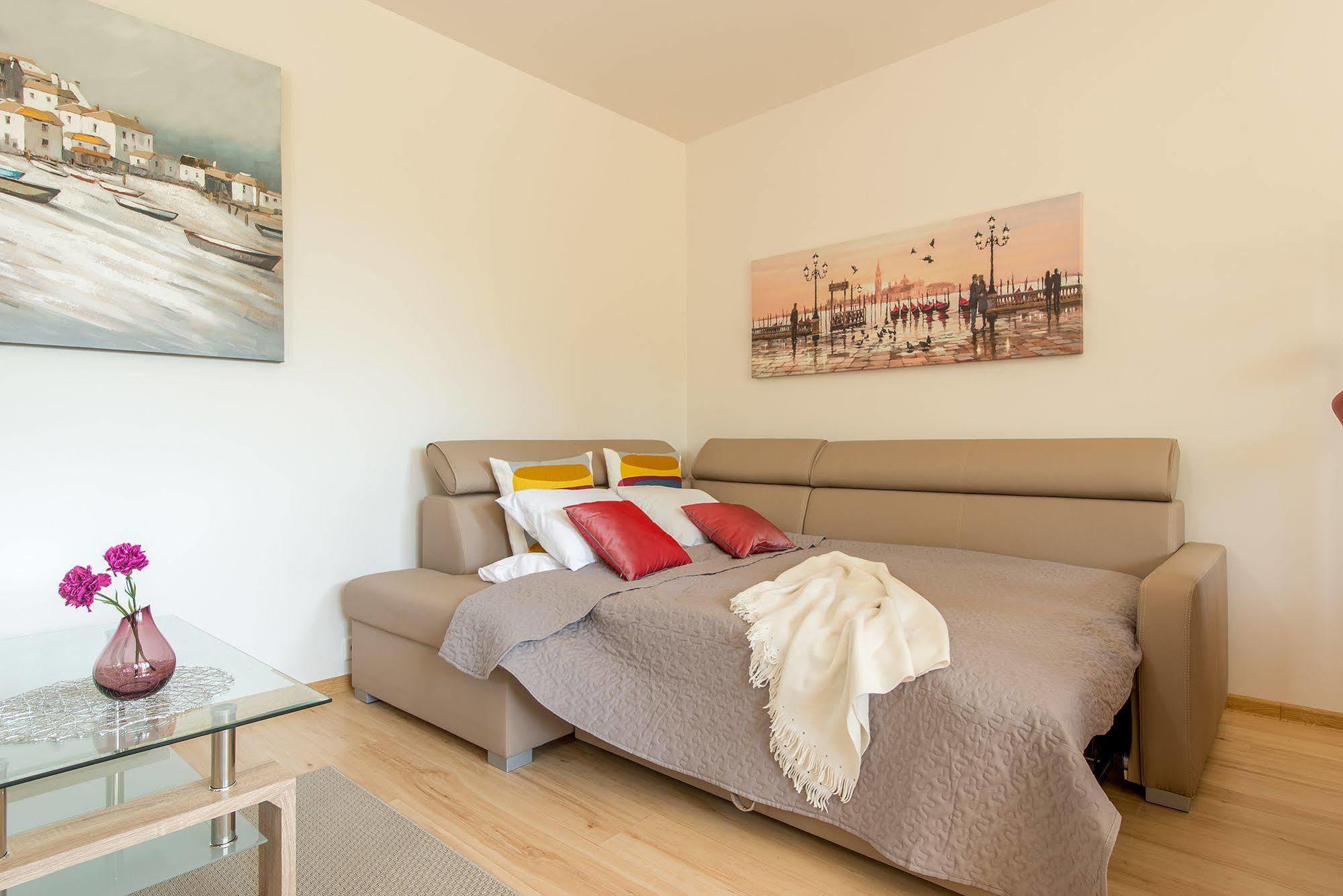 Ursynow P&O Apartments Warszawa Eksteriør billede